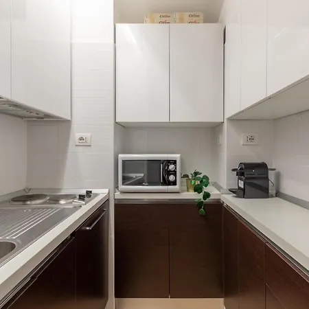 Iflat Via Del Corso Elegant Apartment Rome